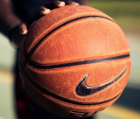 开云体育入口-舞台经纬，萨内与欧冠之夜的唯一性密码