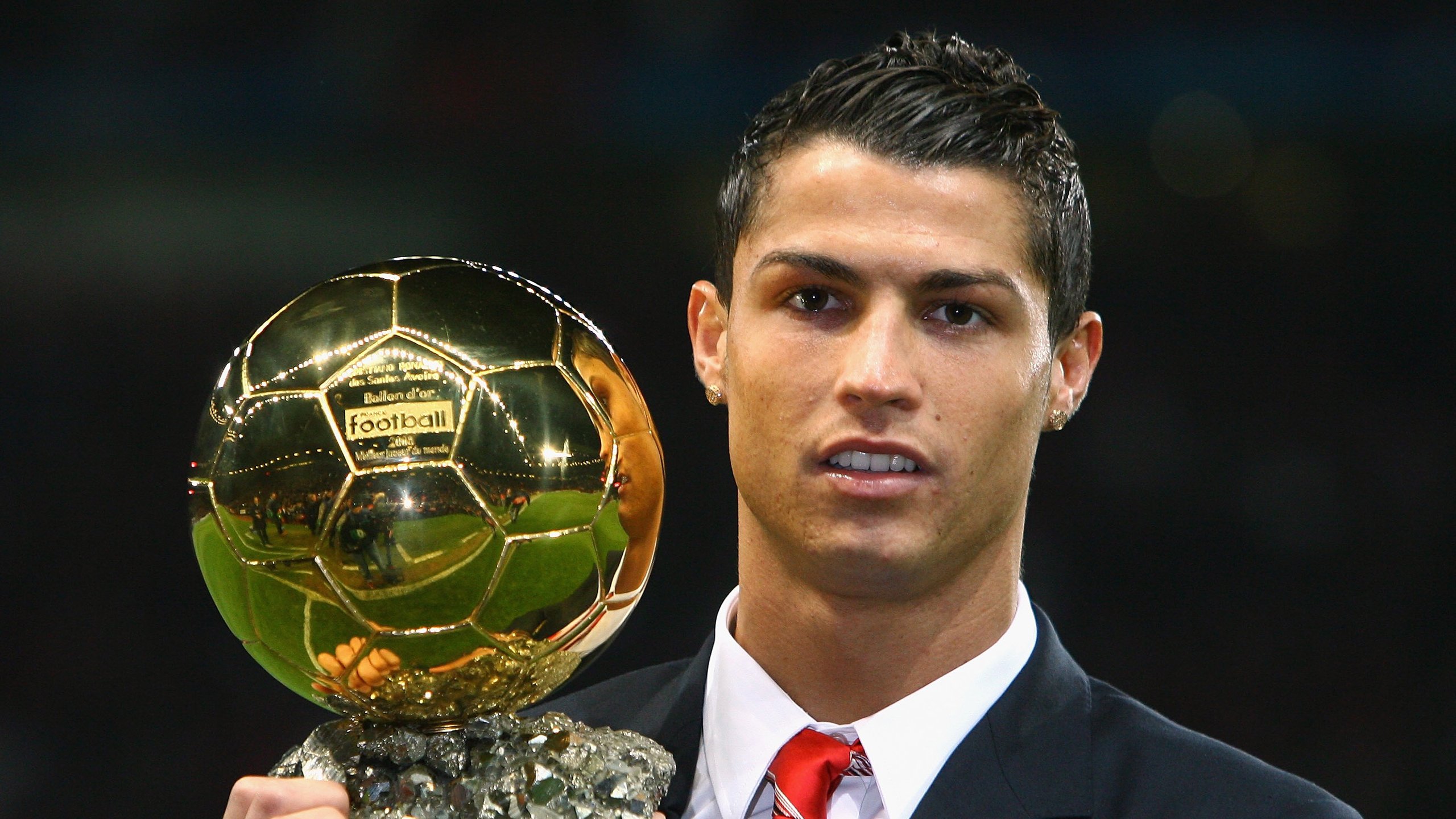 莱万一剑封喉，奥地利神奇翻盘澳大利亚—足球世界里的双A逆转之战